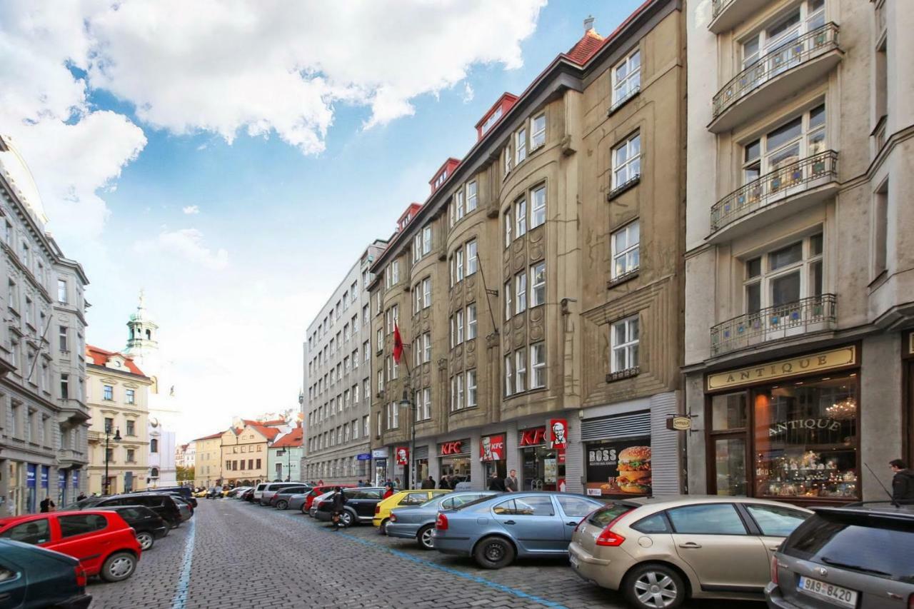Next To Old Town Square By Rentego * Prag