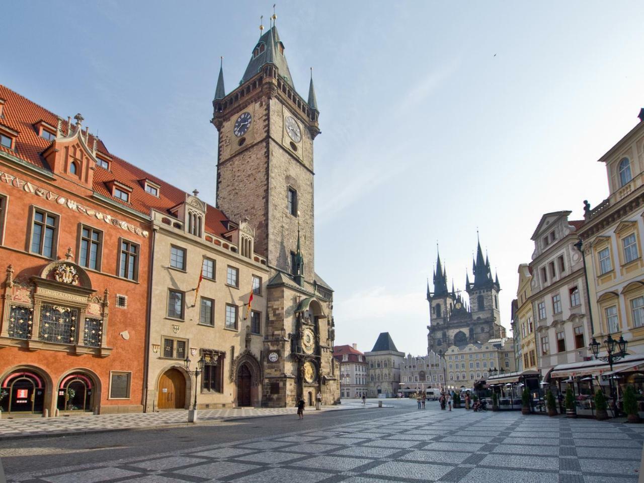 Next To Old Town Square By Rentego * Praga